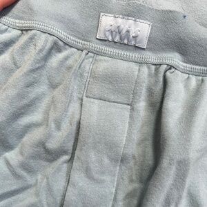 SKIMS pants size small